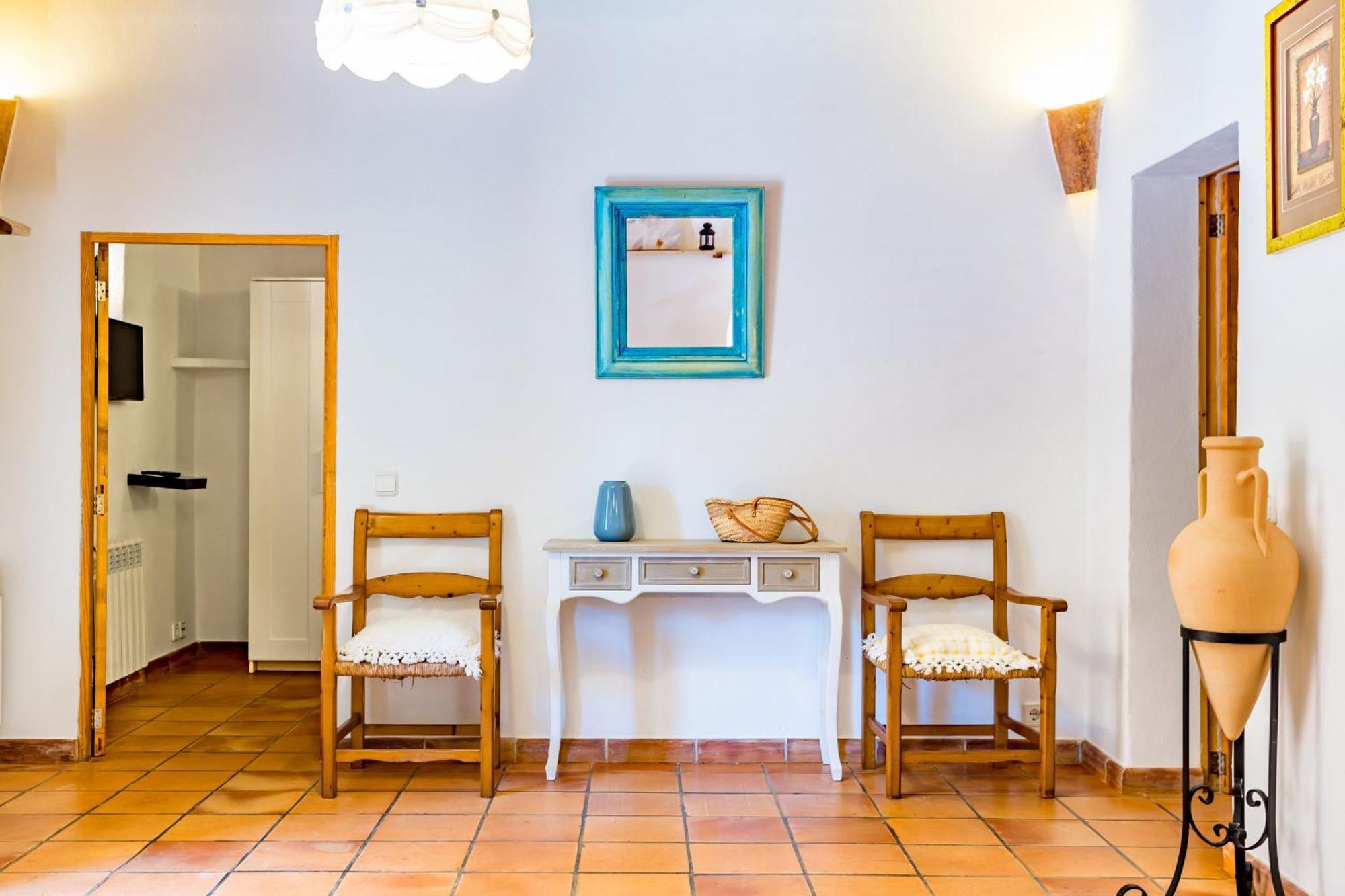 Nin Country house *